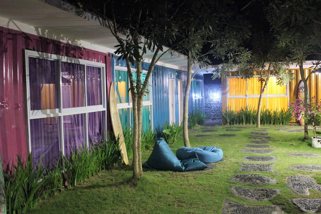 Kubu Container Hotel Uluwatu Kültér fotó
