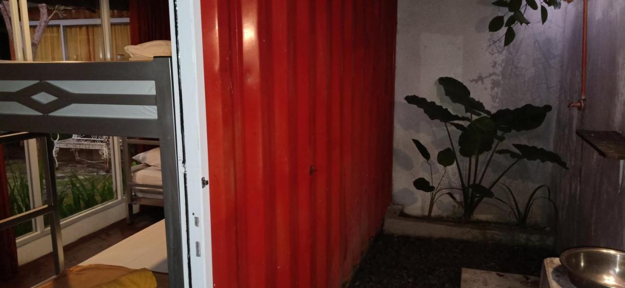 Kubu Container Hotel Uluwatu Kültér fotó